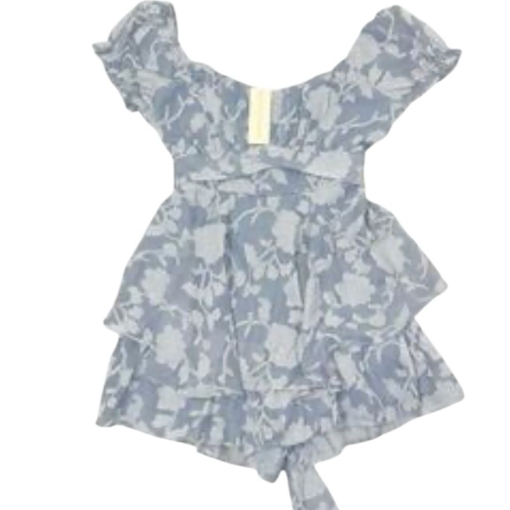 Thirty/thirty ruffled romper, new tag size large Floral Ruffle Sleeve